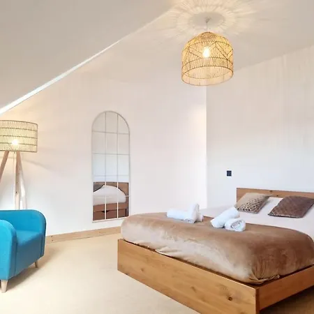 L'urbain Yourhosthelper