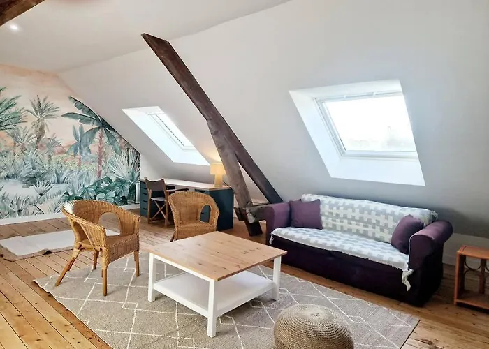 L'urbain Yourhosthelper Lägenhet