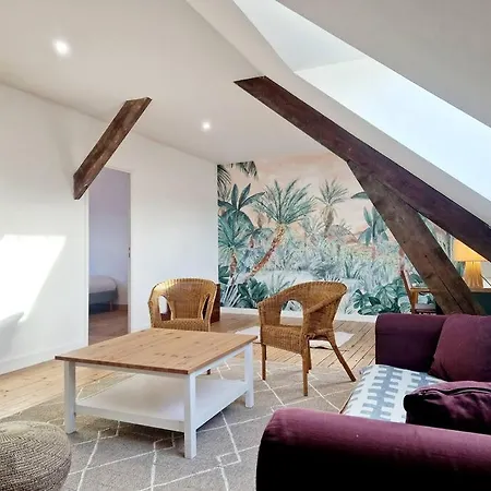 L'urbain Yourhosthelper *