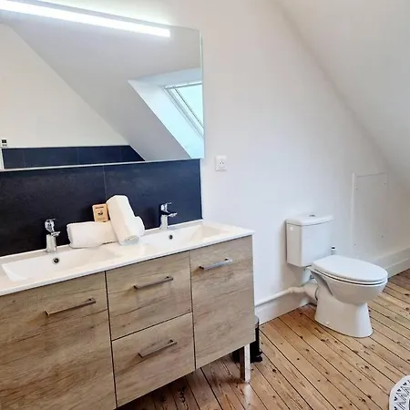 L'urbain Yourhosthelper *